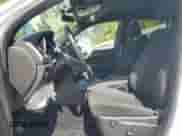 2021 Jeep Grand Cherokee Laredo E с VIN 1C4RJEAG3MC783915, выставлен на аукционе Copart как лот 82524365 с пробегом 82 076 миль миль и На запчасти • Non repairable. История ставок и продаж доступна на DreamBid. Изображение 7.