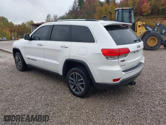 ✅ 2018 Jeep Grand Cherokee Limited • VIN: 1C4RJFBGXJC154832 • Lot: 43334554. Listed on IAAI with 97,361 mi. Free auction sales archive from the USA and detailed vehicle history report at DreamBid. Image 3.