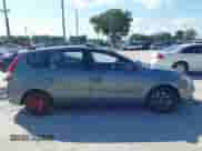 2010 Hyundai Elantra SE z VIN KMHDC8AE1AU082909, wystawiony jako IAAI lot #42992492 z przebiegiem 78 708 mil mil oraz . Historia ofert i sprzedaży dostępna na DreamBid. Obrazek 13.