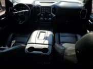 ✅ 2021 GMC Sierra 1500 • VIN: NCS107382 • Лот: 50771685. Опубликован ранее на Copart с пробегом 28 506 миль. Бесплатный доступ к архиву аукционных продаж из США и подробный отчёт об истории автомобиля на DreamBid. Изображение 8.