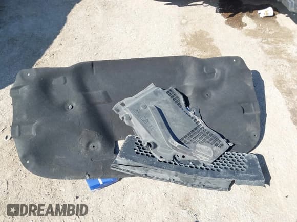 ✅ 2017 Ford Mustang GT • VIN: 1FA6P8CF4H5346139 • Lot: 43307564. Listed on IAAI with 79,153 mi. Free auction sales archive from the USA and detailed vehicle history report at DreamBid. Image 12.