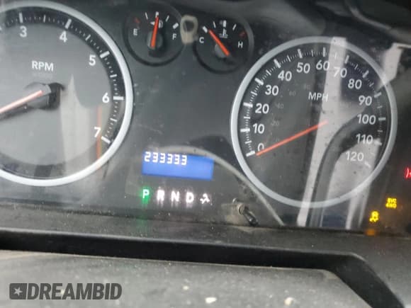 ✅ 2010 Dodge 1500 SLT • VIN: 1D7RV1GT7AS110019 • Lot: 47253275. Wystawiony na Copart z przebiegiem 233 333 mil. Bezpłatny archiwum sprzedaży aukcyjnych z USA i szczegółowy raport historii pojazdu na DreamBid. Zdjęcie 9.