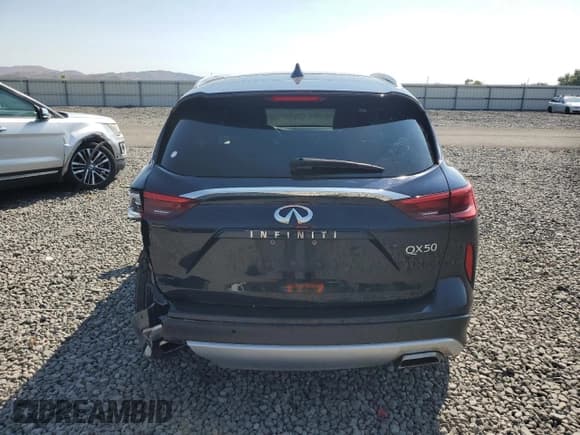 ✅ 2019 Infiniti QX50 Luxe • VIN: 3PCAJ5M38KF102105 • Lot: 71524285. Wystawiony na Copart z przebiegiem 83 908 mil. Bezpłatny archiwum sprzedaży aukcyjnych z USA i szczegółowy raport historii pojazdu na DreamBid. Zdjęcie 6.