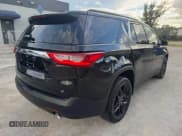 ✅ 2021 Chevrolet Traverse LT Cloth • VIN: 1GNERGKW7MJ168621 • Lot: 82171285. Listed on Copart with 68,353 mi. Free auction sales archive from the USA and detailed vehicle history report at DreamBid. Image 3.