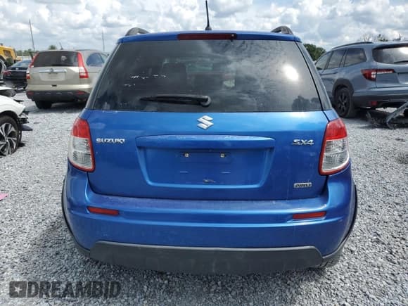 ✅ 2007 Suzuki SX4 • VIN: JS2YB413275100018 • Lot: 68418725. Wystawiony na Copart z przebiegiem 296 267 mil. Bezpłatny archiwum sprzedaży aukcyjnych z USA i szczegółowy raport historii pojazdu na DreamBid. Zdjęcie 6.