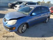 ✅ 2007 Kia Rio SX • VIN: KNADE163X76248237 • Lot: 87360325. Wystawiony na Copart z przebiegiem 118 672 mil. Bezpłatny archiwum sprzedaży aukcyjnych z USA i szczegółowy raport historii pojazdu na DreamBid. Zdjęcie 1.