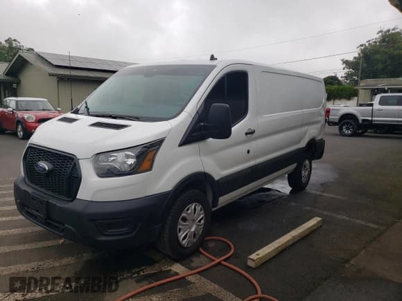 ✅ 2023 Ford Transit • VIN: 1FTBR1YG8PKC07806 • Lot: 77715934. Wystawiony na Copart z przebiegiem 6 430 mil. Bezpłatny archiwum sprzedaży aukcyjnych z USA i szczegółowy raport historii pojazdu na DreamBid. Zdjęcie 1.