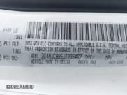 ✅ 2018 Jeep Compass Altitude • VIN: 3C4NJCBB5JT235467 • Lot: 43446449. Wystawiony na IAAI z przebiegiem 77 541 mil. Bezpłatny archiwum sprzedaży aukcyjnych z USA i szczegółowy raport historii pojazdu na DreamBid. Zdjęcie 9.