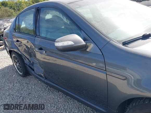 ✅ 2008 Acura TL • VIN: 19UUA66288A016786 • Lot: 43349700. Listed on IAAI with 164,244 mi. Free auction sales archive from the USA and detailed vehicle history report at DreamBid. Image 6.