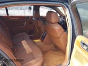 ✅ 2006 Bentley Flying Spur • VIN: SCBBR53W06C039791 • Lot: 42295068. Wystawiony na IAAI z przebiegiem 48 739 mil. Bezpłatny archiwum sprzedaży aukcyjnych z USA i szczegółowy raport historii pojazdu na DreamBid. Zdjęcie 8.