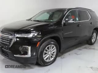 ✅ 2023 Chevrolet Traverse LT • VIN: 1GNERHKW4PJ201083 • Lot: 86858405. Wystawiony na Copart z przebiegiem 49 078 mil. Bezpłatny archiwum sprzedaży aukcyjnych z USA i szczegółowy raport historii pojazdu na DreamBid. Zdjęcie 2.