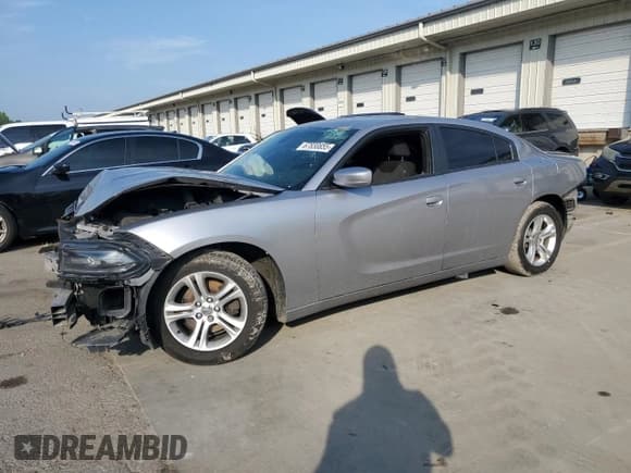 ✅ 2015 Dodge Charger SE • VIN: 2C3CDXBG9FH813365 • Лот: 67830855. Опубликован ранее на Copart с пробегом 191 437 миль. Бесплатный доступ к архиву аукционных продаж из США и подробный отчёт об истории автомобиля на DreamBid. Изображение 1.