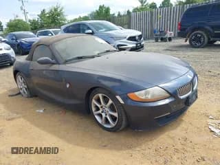 ✅ 2003 BMW Z4 3.0i • VIN: 4USBT53443LT24013 • Lot: 42710062. Wystawiony na IAAI z przebiegiem Nie podano. Bezpłatny archiwum sprzedaży aukcyjnych z USA i szczegółowy raport historii pojazdu na DreamBid. Zdjęcie 1.
