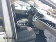 ✅ 2017 Chrysler Pacifica Touring L • VIN: 2C4RC1BG1HR753052 • Лот: 42102687. Опубликован ранее на IAAI с пробегом 121 639 миль. Бесплатный доступ к архиву аукционных продаж из США и подробный отчёт об истории автомобиля на DreamBid. Изображение 5.