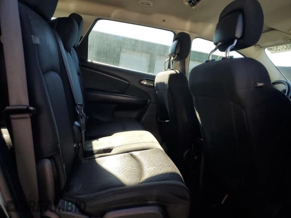 ✅ 2015 Dodge Journey American Value • VIN: 3C4PDCAB1FT692477 • Lot: 85883755. Wystawiony na Copart z przebiegiem 93 937 mil. Bezpłatny archiwum sprzedaży aukcyjnych z USA i szczegółowy raport historii pojazdu na DreamBid. Zdjęcie 11.