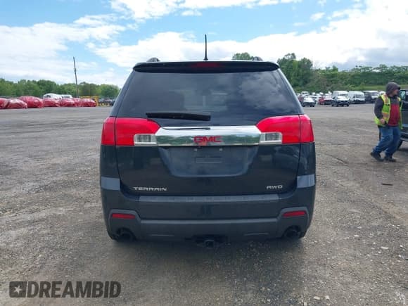 ✅ 2014 GMC Terrain SLT • VIN: 2GKFLXE3XE6165327 • Лот: 42341676. Опубликован ранее на IAAI с пробегом 125 271 миль. Бесплатный доступ к архиву аукционных продаж из США и подробный отчёт об истории автомобиля на DreamBid. Изображение 17.