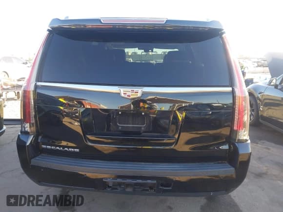 ✅ 2020 Cadillac Escalade Luxury • VIN: 1GYS4BKJ8LR135459 • Лот: 43656729. Опубликован ранее на IAAI с пробегом 69 489 миль. Бесплатный доступ к архиву аукционных продаж из США и подробный отчёт об истории автомобиля на DreamBid. Изображение 16.