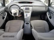 ✅ 2015 Toyota Prius Two • VIN: JTDKN3DU4F0463437 • Lot: 93271305. Listed on Copart with 154,195 mi. Free auction sales archive from the USA and detailed vehicle history report at DreamBid. Image 8.