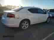 2013 Dodge Avenger SE z VIN 1C3CDZAB2DN563229, wystawiony jako Copart lot #82574925 z przebiegiem 160 261 mil mil oraz Szkoda całkowita • Salvage title. Historia ofert i sprzedaży dostępna na DreamBid. Obrazek 3.