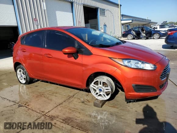 ✅ 2019 Ford Fiesta SE • VIN: 3FADP4EJ2KM146654 • Lot: 83952755. Listed on Copart with 135,897 mi. Free auction sales archive from the USA and detailed vehicle history report at DreamBid. Image 4.