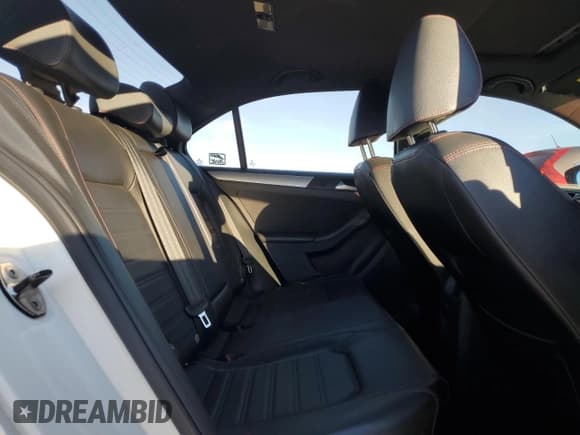 ✅ 2014 Volkswagen Jetta GLI • VIN: 3VW4T7AJ7EM376317 • Lot: 87208685. Wystawiony na Copart z przebiegiem 118 851 mil. Bezpłatny archiwum sprzedaży aukcyjnych z USA i szczegółowy raport historii pojazdu na DreamBid. Zdjęcie 10.