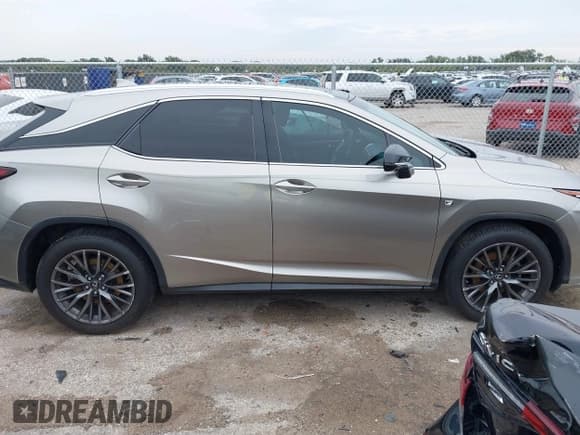 ✅ 2018 Lexus RX 350 • VIN: 2T2BZMCA7JC142343 • Lot: 43534478. Wystawiony na IAAI z przebiegiem 173 882 mil. Bezpłatny archiwum sprzedaży aukcyjnych z USA i szczegółowy raport historii pojazdu na DreamBid. Zdjęcie 12.