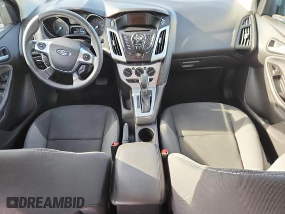 ✅ 2013 Ford Focus SE • VIN: 1FADP3F24DL362625 • Lot: 90064025. Listed on Copart with 37,180 mi. Free auction sales archive from the USA and detailed vehicle history report at DreamBid. Image 8.