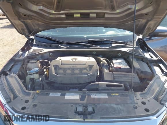 ✅ 2020 Volkswagen Passat SE • VIN: 1VWSA7A31LC023150 • Lot: 43166246. Listed on IAAI with 95,628 mi. Free auction sales archive from the USA and detailed vehicle history report at DreamBid. Image 10.