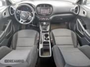 ✅ 2021 Kia Soul LX • VIN: KNDJ22AU0M7749308 • Lot: 60877545. Listed on Copart with 138,625 mi. Free auction sales archive from the USA and detailed vehicle history report at DreamBid. Image 8.