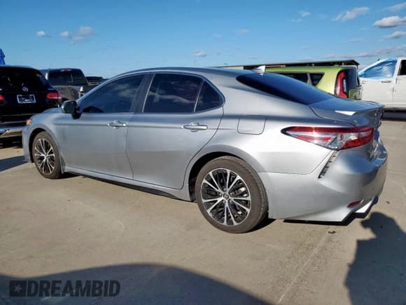 ✅ 2020 Toyota Camry SE • VIN: 4T1M11AK8LU891278 • Lot: 90295685. Listed on Copart with 56,618 mi. Free auction sales archive from the USA and detailed vehicle history report at DreamBid. Image 2.