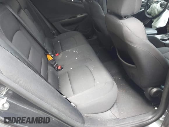 ✅ 2018 Chevrolet Malibu LT • VIN: 1G1ZD5ST9JF108480 • Lot: 42230437. Wystawiony na IAAI z przebiegiem 142 004 mil. Bezpłatny archiwum sprzedaży aukcyjnych z USA i szczegółowy raport historii pojazdu na DreamBid. Zdjęcie 8.