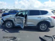 ✅ 2020 Hyundai Santa Fe SE • VIN: 5NMS23AD0LH257573 • Lot: 42553246. Listed on IAAI with 160,061 mi. Free auction sales archive from the USA and detailed vehicle history report at DreamBid. Image 15.