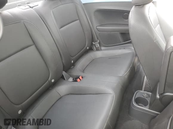 ✅ 2014 Volkswagen Beetle 1.8T • VIN: 3VWJ07AT4EM633642 • Lot: 82765505. Listed on Copart with 86,932 mi. Free auction sales archive from the USA and detailed vehicle history report at DreamBid. Image 10.