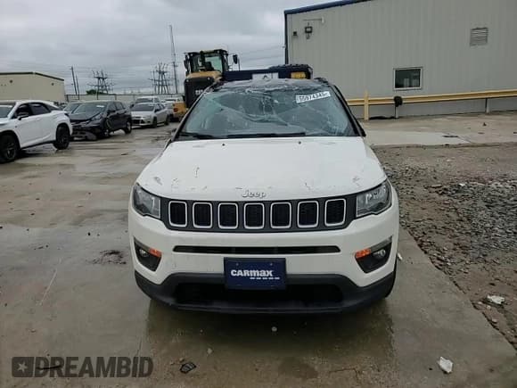 ✅ 2019 Jeep Compass Latitude • VIN: 3C4NJDBB2KT703341 • Lot: 55974345. Listed on Copart with 54,822 mi. Free auction sales archive from the USA and detailed vehicle history report at DreamBid. Image 13.