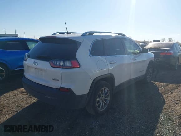 ✅ 2019 Jeep Cherokee Latitude Plus • VIN: 1C4PJLLB0KD202259 • Lot: 43523124. Wystawiony na IAAI z przebiegiem 139 184 mil. Bezpłatny archiwum sprzedaży aukcyjnych z USA i szczegółowy raport historii pojazdu na DreamBid. Zdjęcie 4.