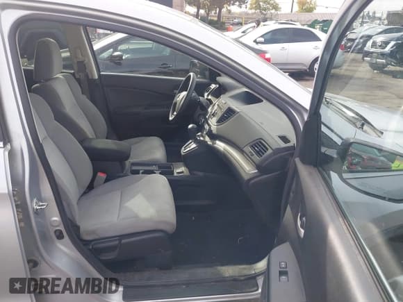 ✅ 2016 Honda CR-V LX • VIN: 5J6RM4H37GL133245 • Лот: 43657833. Опубликован ранее на IAAI с пробегом 84 650 миль. Бесплатный доступ к архиву аукционных продаж из США и подробный отчёт об истории автомобиля на DreamBid. Изображение 5.