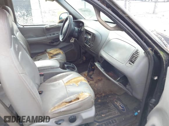 ✅ 1997 Ford F-150 • VIN: 2FTEX17L6VCA98345 • Lot: 41249037. Listed on IAAI with 241,606 mi. Free auction sales archive from the USA and detailed vehicle history report at DreamBid. Image 5.