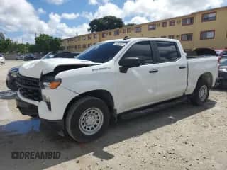 2025 Chevrolet Silverado 1500 Work Truck z VIN 1GCPAAEK0SZ207966, wystawiony jako Copart lot #84288685 z przebiegiem 7 252 mil mil oraz Szkoda całkowita • Salvage title. Historia ofert i sprzedaży dostępna na DreamBid. Obrazek 1.