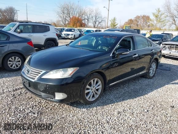 ✅ 2011 Lexus ES 330 • VIN: JTHBK1EG8B2456428 • Лот: 43751755. Опубликован ранее на IAAI с пробегом 251 145 миль. Бесплатный доступ к архиву аукционных продаж из США и подробный отчёт об истории автомобиля на DreamBid. Изображение 2.