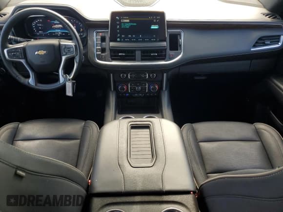 ✅ 2023 Chevrolet Suburban Premier • VIN: 1GNSCFKD7PR462118 • Lot: 81268045. Wystawiony na Copart z przebiegiem 62 560 mil. Bezpłatny archiwum sprzedaży aukcyjnych z USA i szczegółowy raport historii pojazdu na DreamBid. Zdjęcie 8.