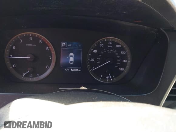 ✅ 2016 Hyundai Sonata SE • VIN: 5NPE24AF1GH371952 • Lot: 43439310. Listed on IAAI with 123,555 mi. Free auction sales archive from the USA and detailed vehicle history report at DreamBid. Image 7.