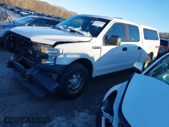 ✅ 2016 Ford F-150 XLT • VIN: 1FTFW1EF8GFC01308 • Lot: 41364158. Listed on IAAI with 115,661 mi. Free auction sales archive from the USA and detailed vehicle history report at DreamBid. Image 18.