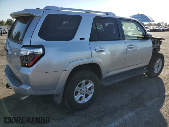 ✅ 2016 Toyota 4Runner SR5 Premium • VIN: JTEBU5JR2G5400738 • Lot: 90284945. Listed on Copart with 59,800 mi. Free auction sales archive from the USA and detailed vehicle history report at DreamBid. Image 3.