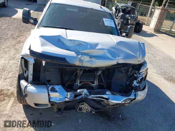 2011 Chevrolet Silverado 1500 LT z VIN 3GCPKSE35BG404711, wystawiony jako IAAI lot #43175333 z przebiegiem 234 937 mil mil oraz . Historia ofert i sprzedaży dostępna na DreamBid. Obrazek 6.