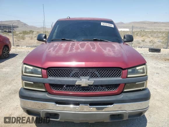 ✅ 2004 Chevrolet Silverado 1500 LS • VIN: 2GCEC19TX41373024 • Lot: 62251884. Wystawiony na Copart z przebiegiem 199 363 mil mil. Skorzystaj z bezpłatnego archiwum sprzedaży aukcyjnych z USA i zobacz szczegółowy raport historii pojazdu na DreamBid. Zdjęcie 5.