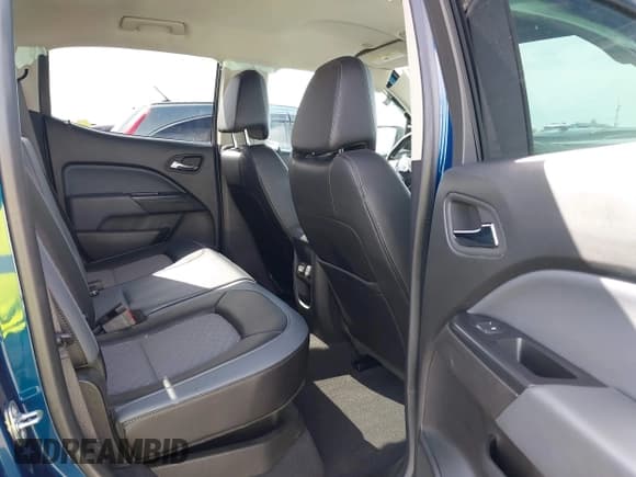 ✅ 2020 Chevrolet Colorado 4WD Z71 • VIN: 1GCGTDEN9L1196083 • Лот: 41926213. Опубликован ранее на IAAI с пробегом 44 467 миль. Бесплатный доступ к архиву аукционных продаж из США и подробный отчёт об истории автомобиля на DreamBid. Изображение 8.