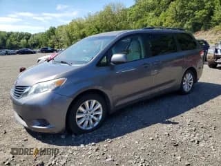 ✅ 2011 Toyota Sienna LE • VIN: 5TDJK3DC7BS027698 • Lot: 69319625. Wystawiony na Copart z przebiegiem 162 480 mil. Bezpłatny archiwum sprzedaży aukcyjnych z USA i szczegółowy raport historii pojazdu na DreamBid. Zdjęcie 1.