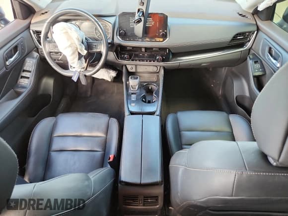 ✅ 2023 Nissan Rogue SL • VIN: 5N1BT3CA0PC780639 • Lot: 86898445. Wystawiony na Copart z przebiegiem 22 361 mil. Bezpłatny archiwum sprzedaży aukcyjnych z USA i szczegółowy raport historii pojazdu na DreamBid. Zdjęcie 8.