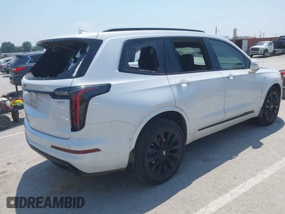 ✅ 2021 Cadillac XT6 Sport • VIN: 1GYKPGRS4MZ222263 • Лот: 42443907. Опубликован ранее на IAAI с пробегом 18 353 миль. Бесплатный доступ к архиву аукционных продаж из США и подробный отчёт об истории автомобиля на DreamBid. Изображение 4.