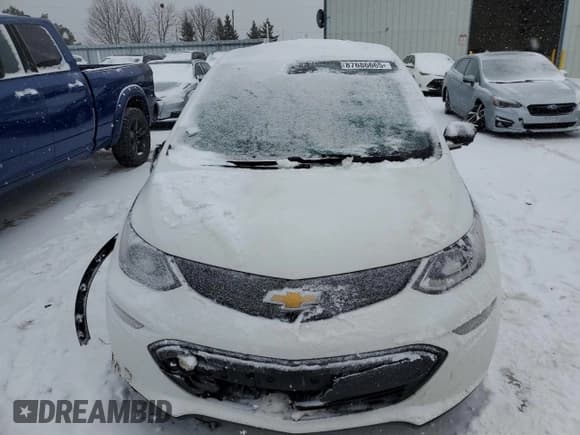 ✅ 2018 Chevrolet Bolt EV LT • VIN: 1G1FW6S02J4130163 • Lot: 87686665. Wystawiony na Copart z przebiegiem 234 469 mil. Bezpłatny archiwum sprzedaży aukcyjnych z USA i szczegółowy raport historii pojazdu na DreamBid. Zdjęcie 5.